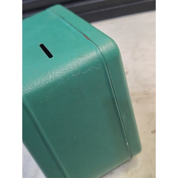 Vintage Toy Safe Fort Knox Combo Coin Bank Superior Toy and Mfg Co., Inc Green. - Picture 4 of 6